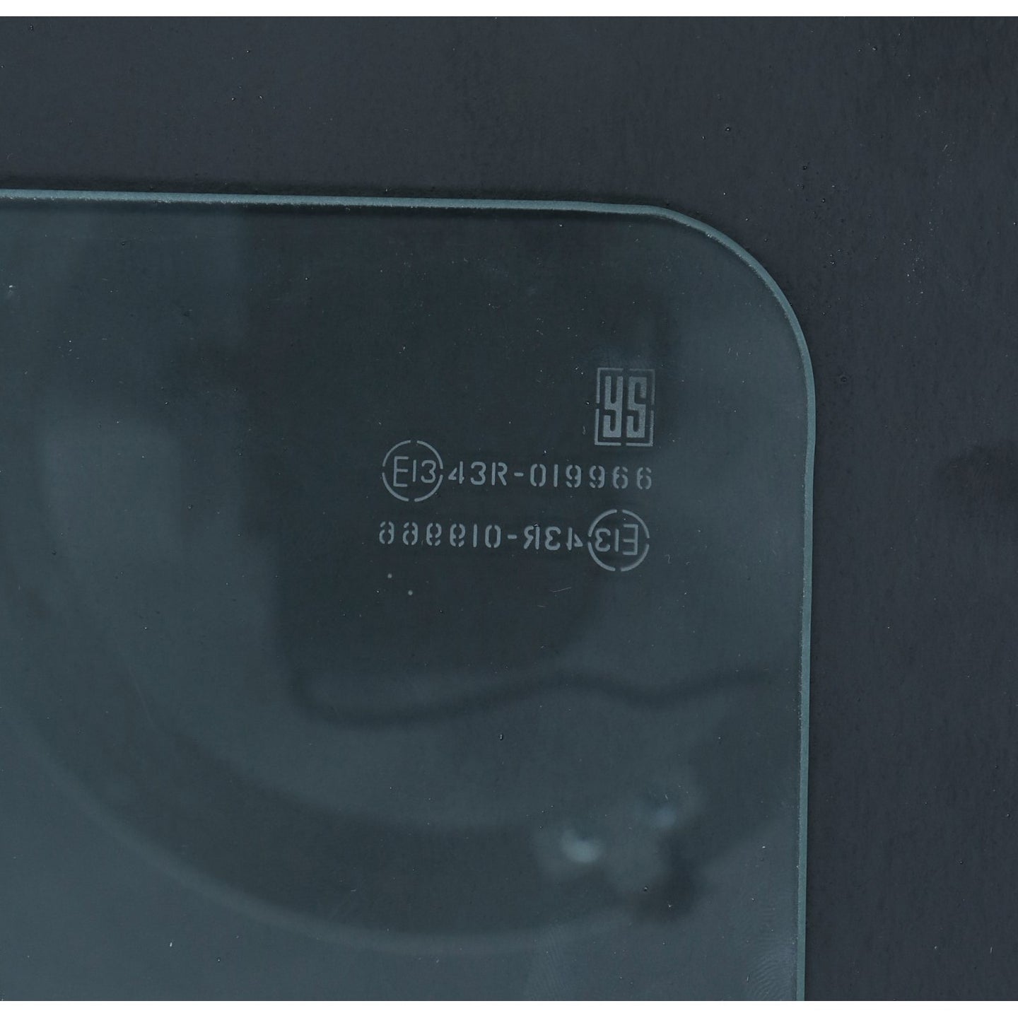 Pop-out kit side window