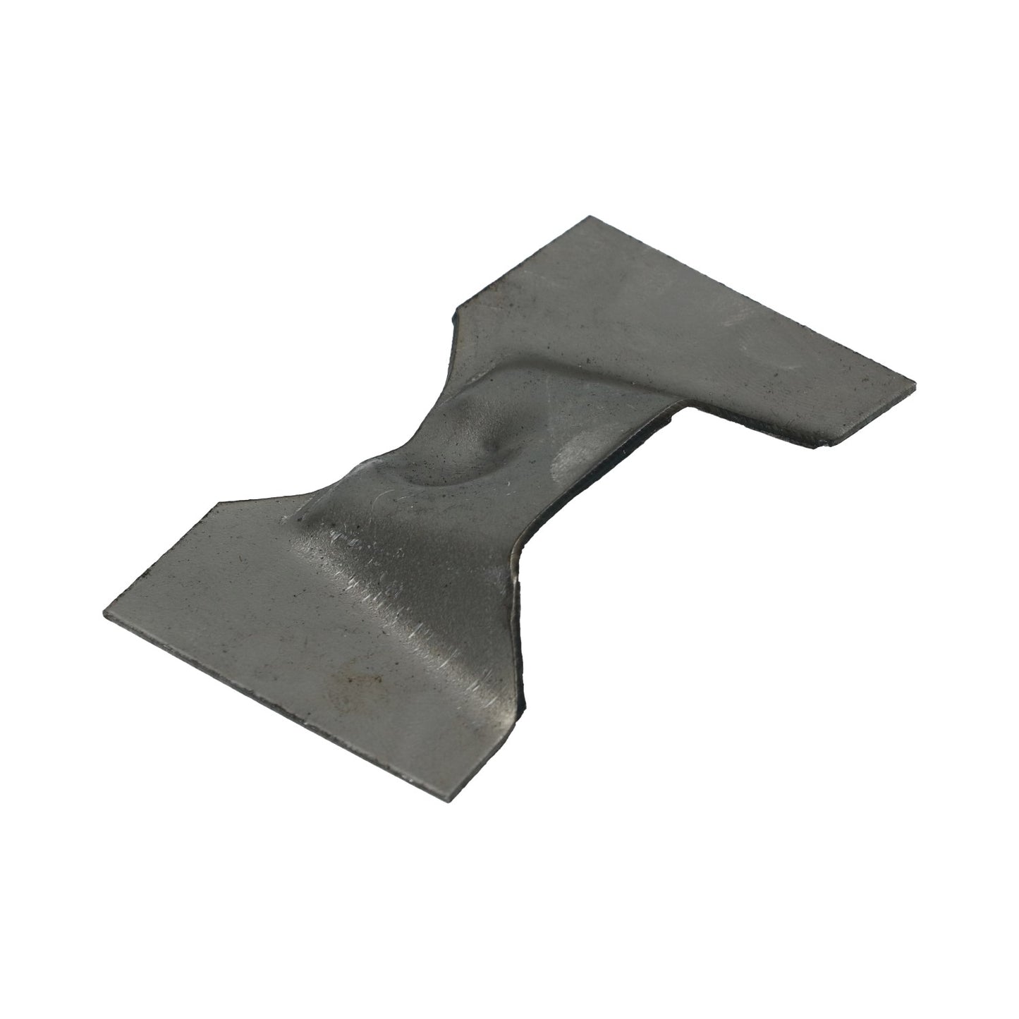 Catch plate on apron, engine lid