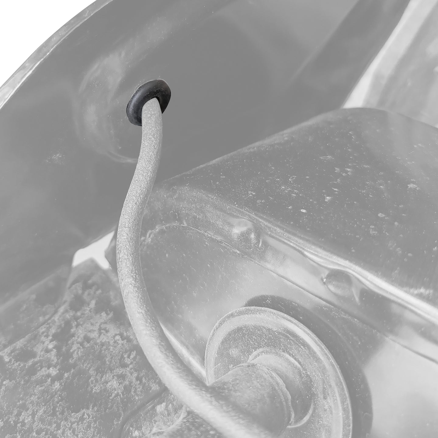 Rubber fuel line through engne tinware - 6mm