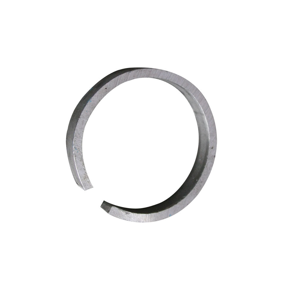 Spacer camshaft gear on crankshaft