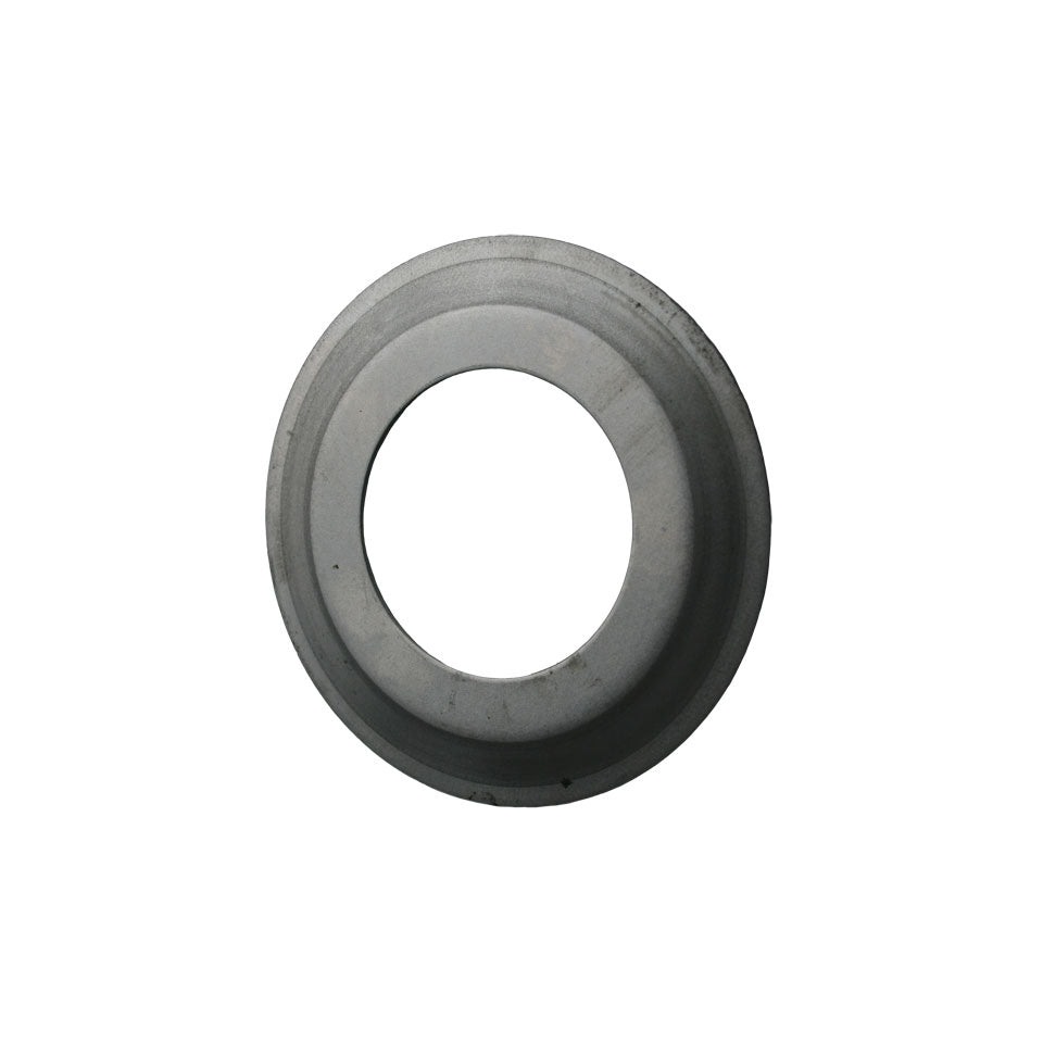 Oil slinger on crankshaft