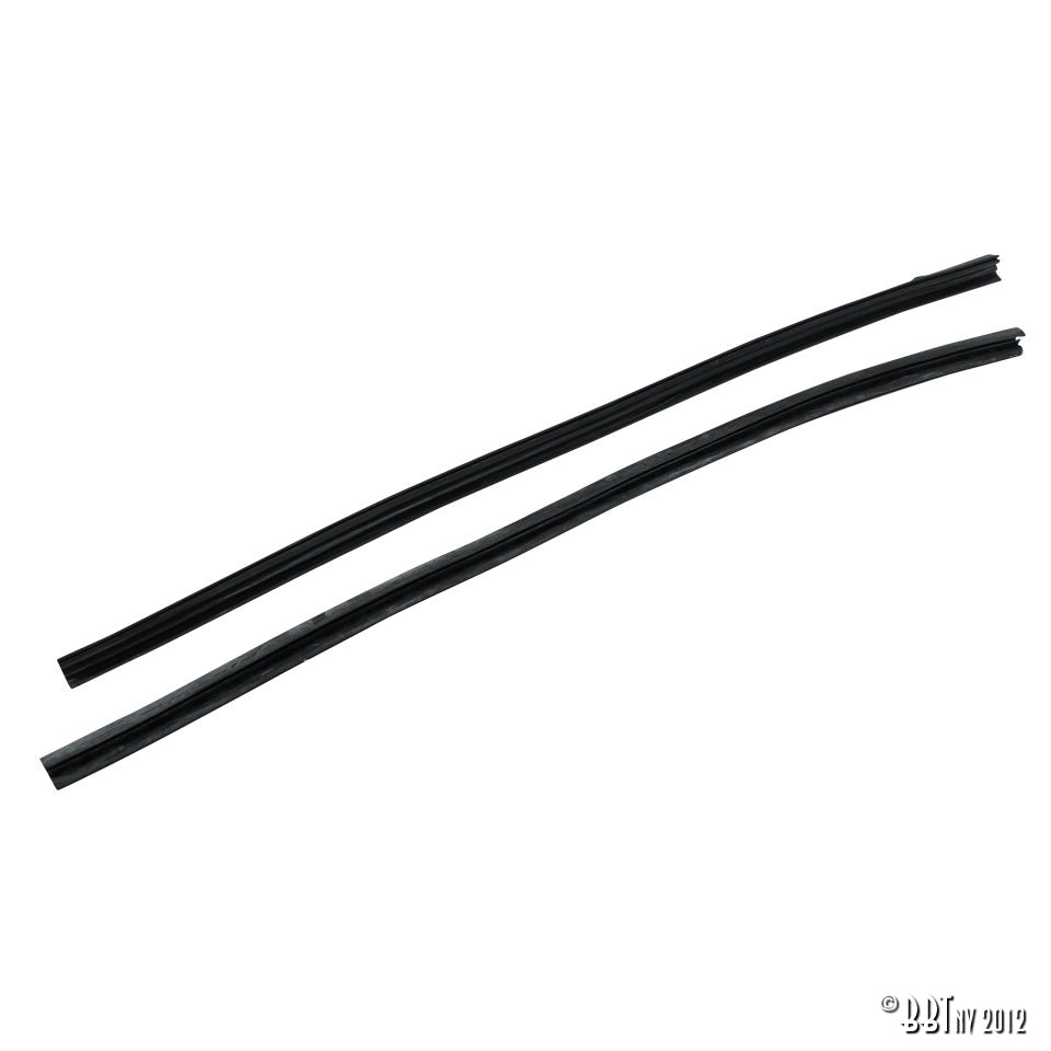 Vent wing flap seal, L/R, as pair