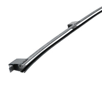 Window guide channel in door front/upper