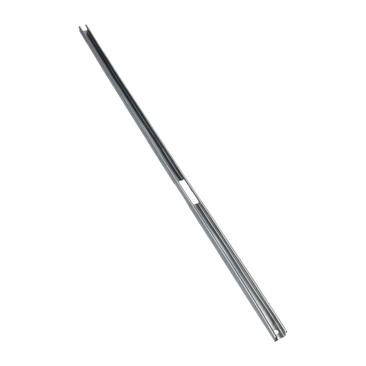 Window guide channel in door rear
