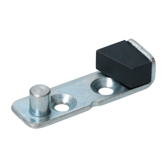 Lock catch rear cargo door, treasure chest door