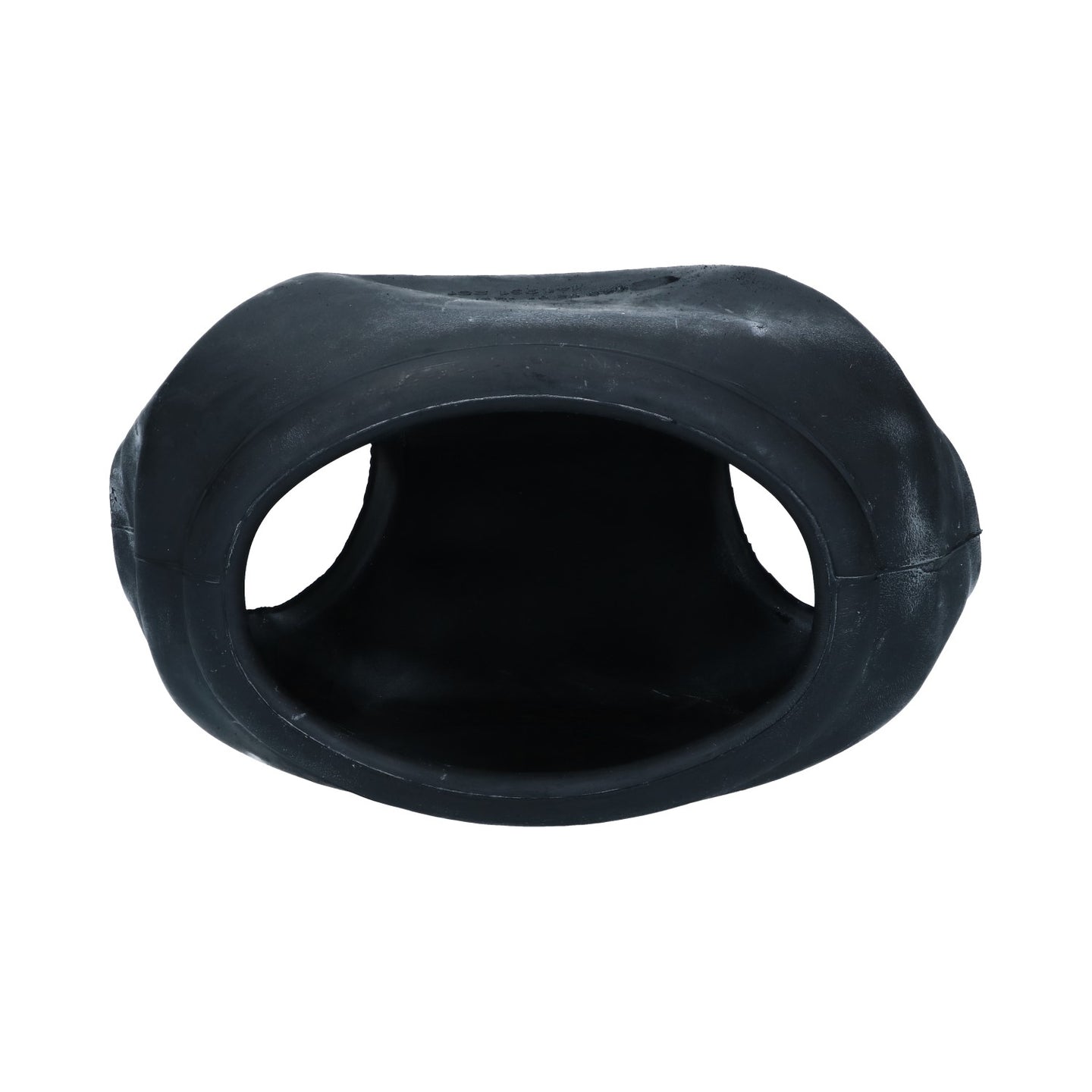 Rubber between horn and body part in the nose panel