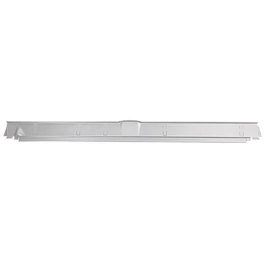 Engine lid hinge panel reinforsement