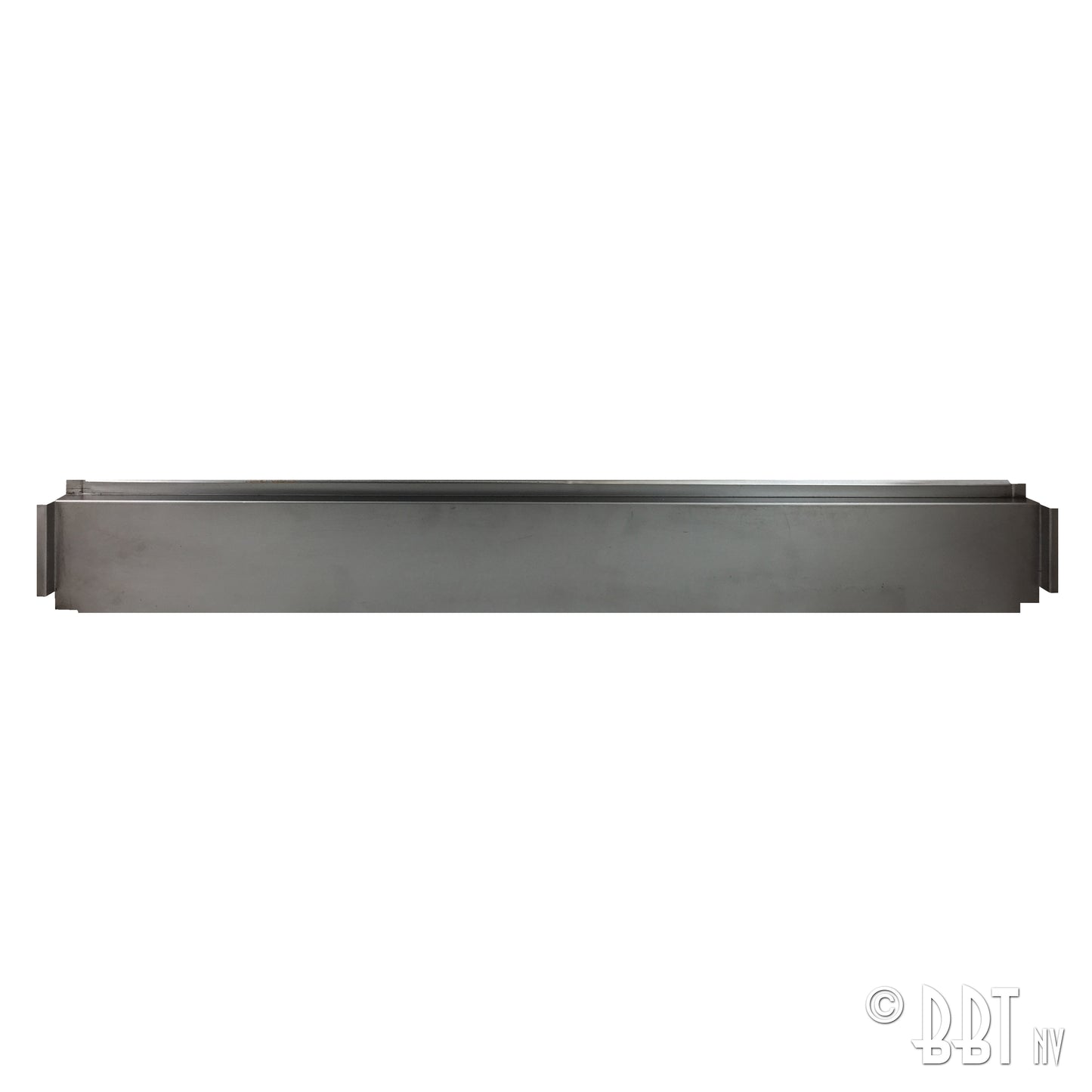 Rear outer valance