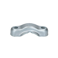 Steering box mounting shackle