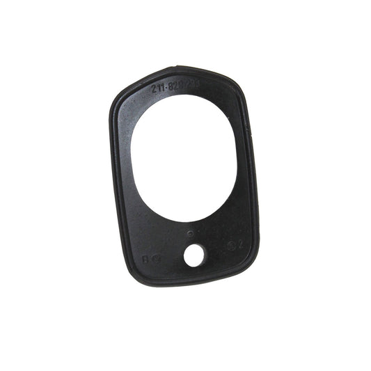 Seal tail gate handle