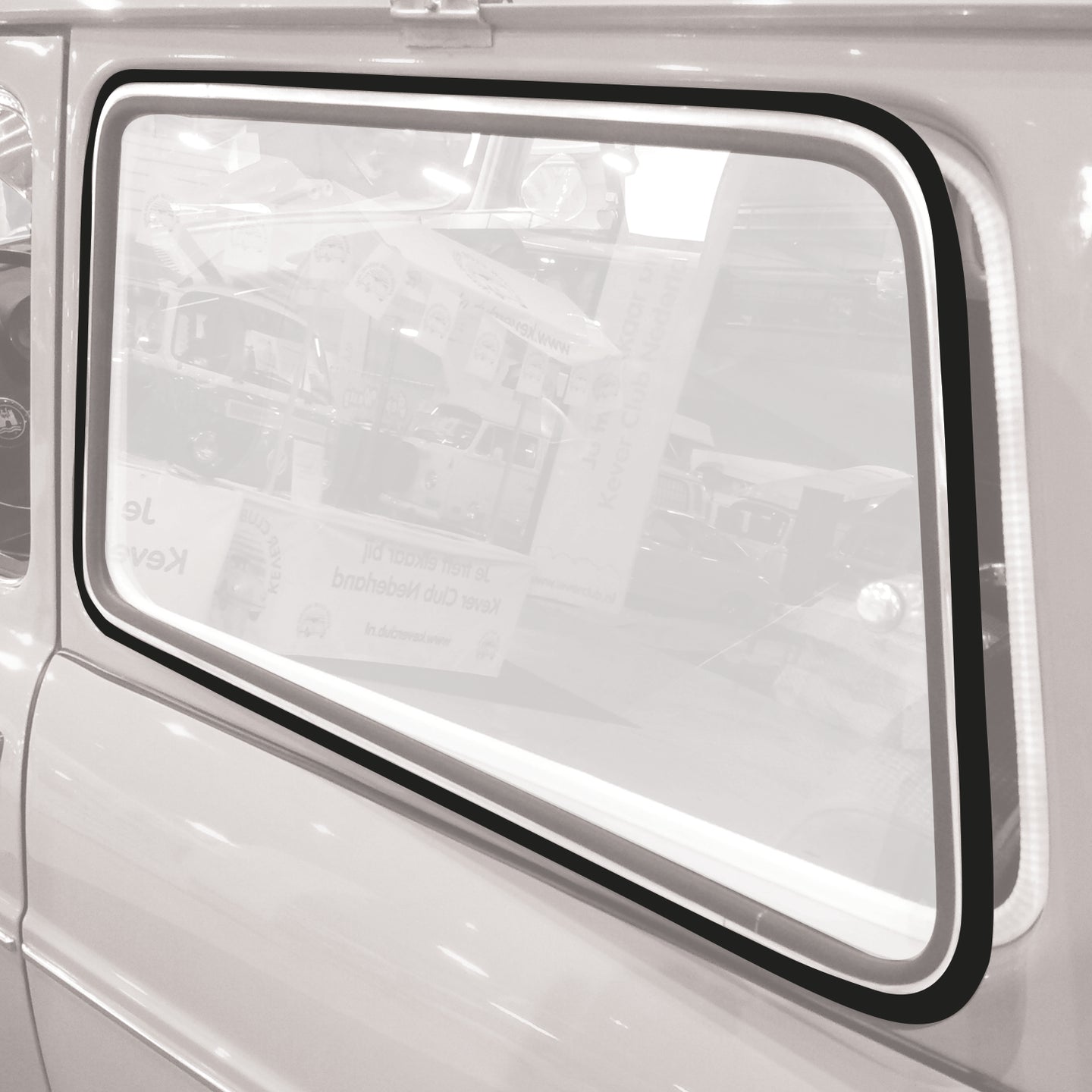 Qtr.popout outer seal, Notch/Squareback