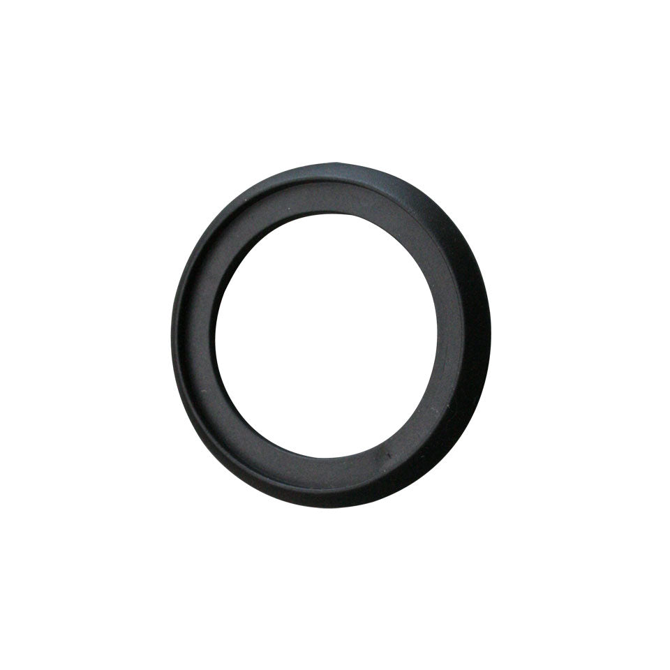 Seal outer handle side door / rear valance